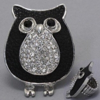 DR - Animal Owl Ring, Stretchable, 1 1/4W, 1 3/4L / Stretchable. Silver & Black with Stones