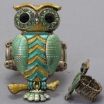 DR - Animal Multi Color Rhinestone Owl Ring, Stretchable, with Stones, 3/4 W, 1 1/2 L , Gold / Green/ Yellow