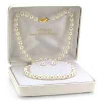 14k Yellow Gold 5-5.5mm White Round Akoya Pearl High Luster Necklace 18 Wtih Matching Earring Jewelry Set. Includes Giftbox.