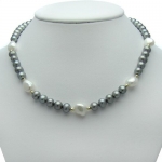 14K Yellow Gold Grey and White Freshwater Pearl Necklace 18 Length.