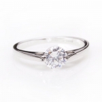 Fashion Plaza 18k White Gold Plated Use Swarovski Crystal Wedding Ring R61 Size 8